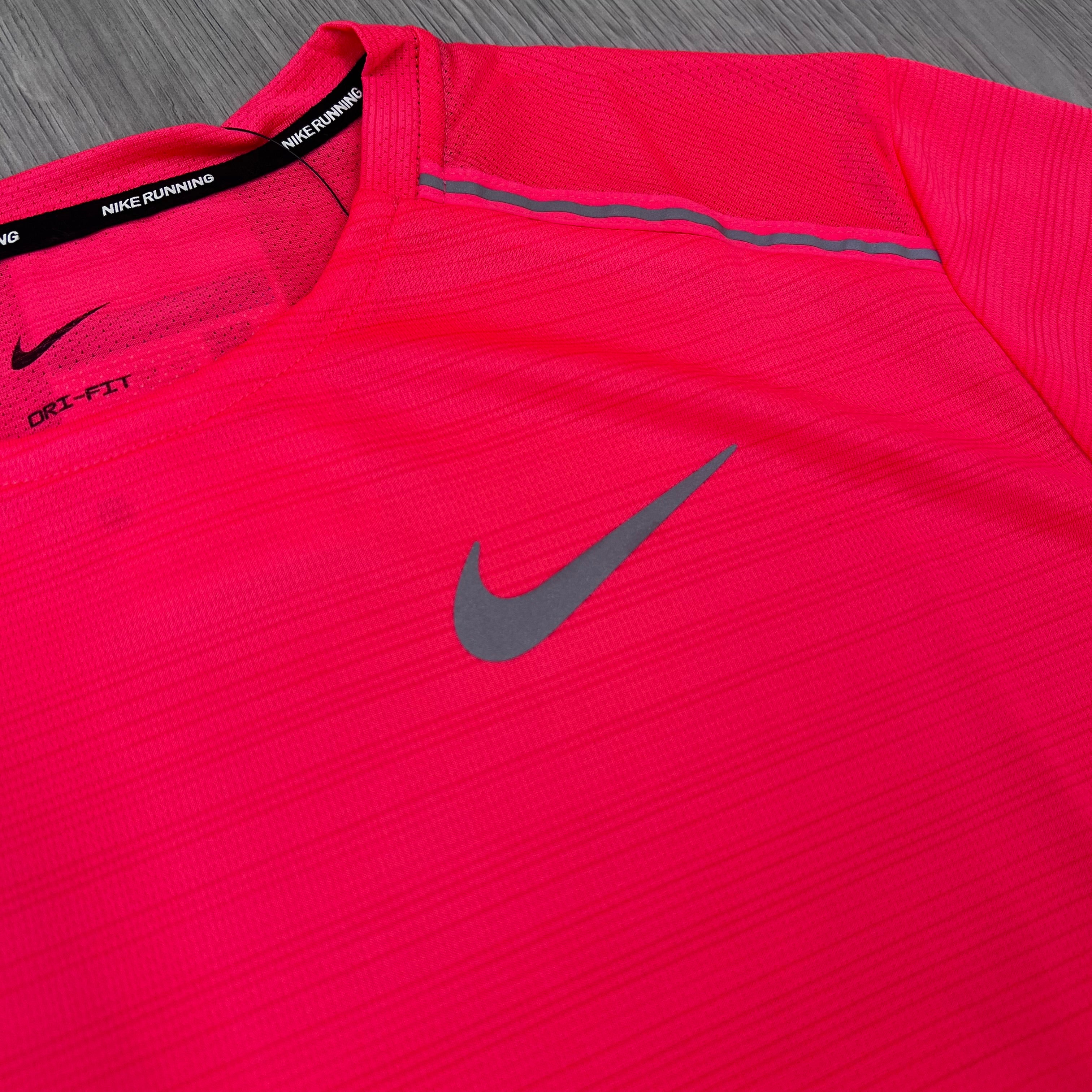 Nike 'Miler' T-Shirt - Crimson