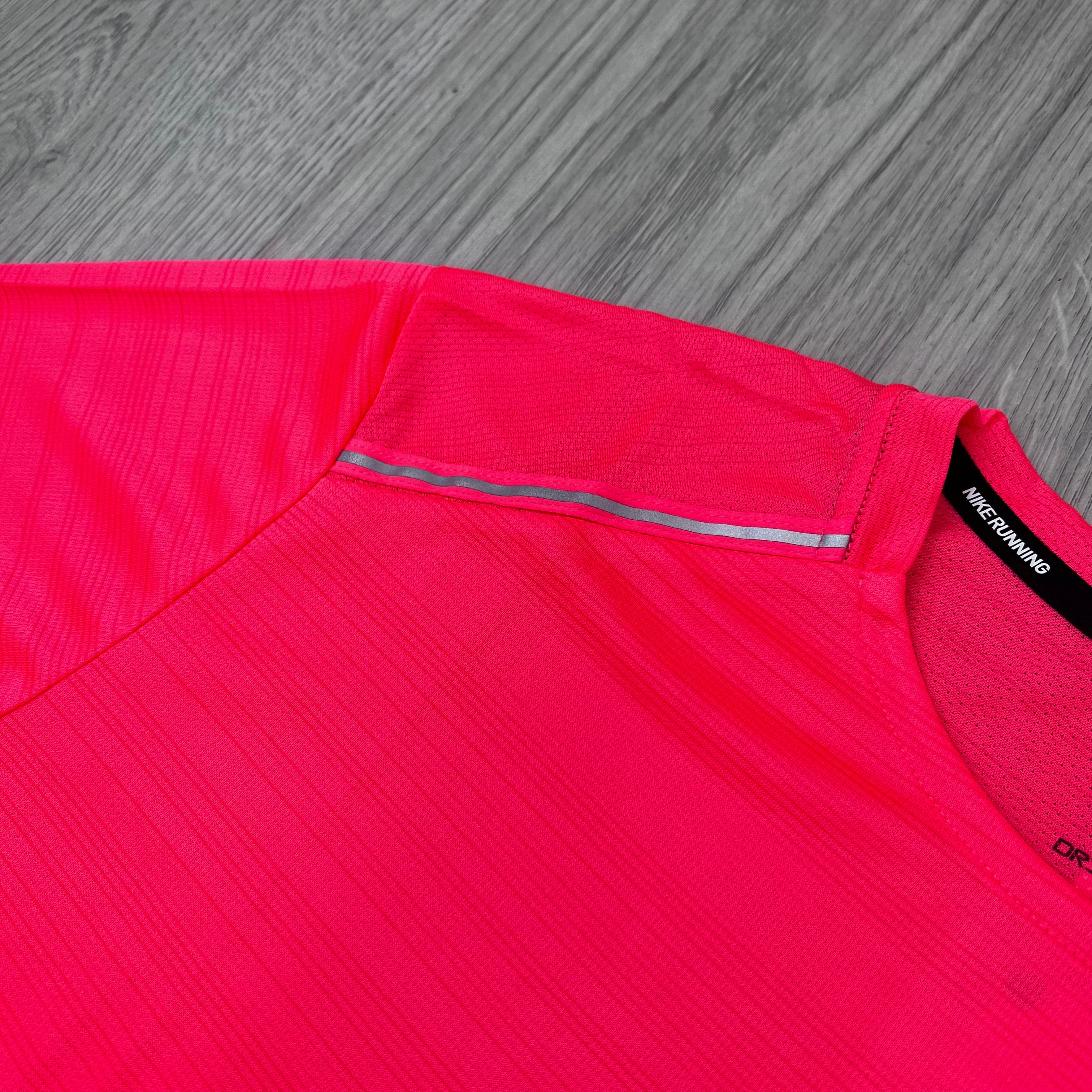 Nike 'Miler' T-Shirt - Crimson