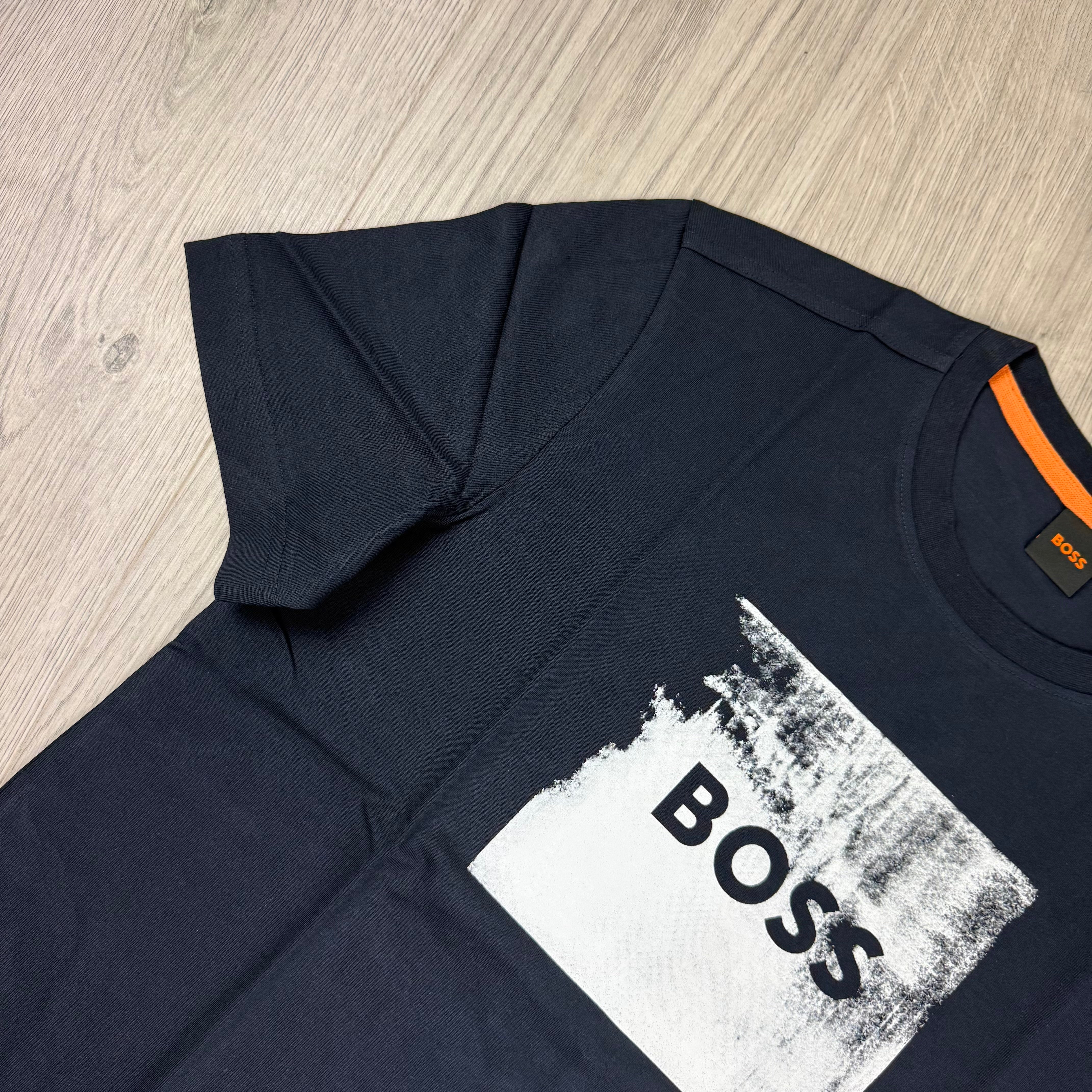 Hugo Boss Wheel T-Shirt - Navy