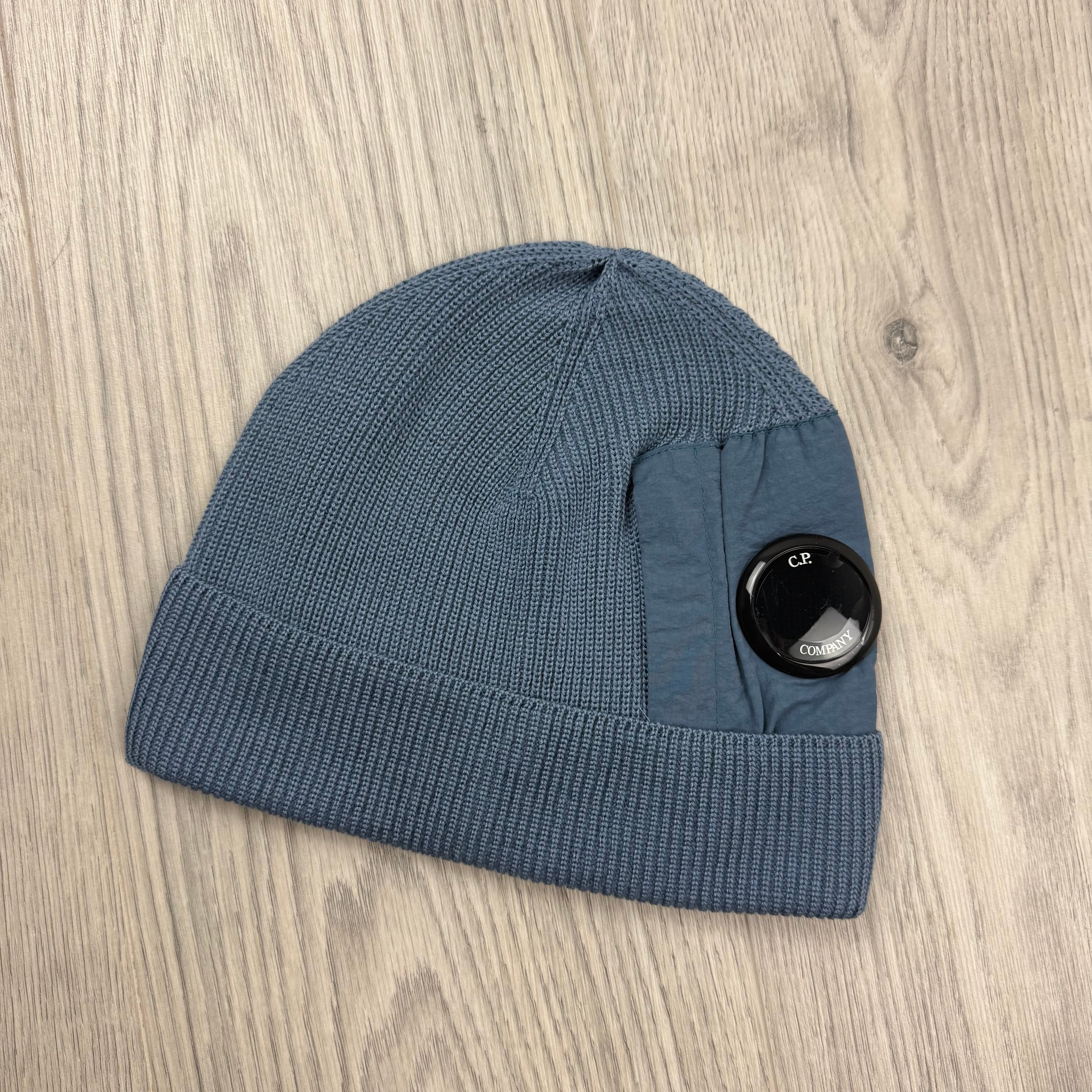 CP Company Lens Beanie - Flint Stone