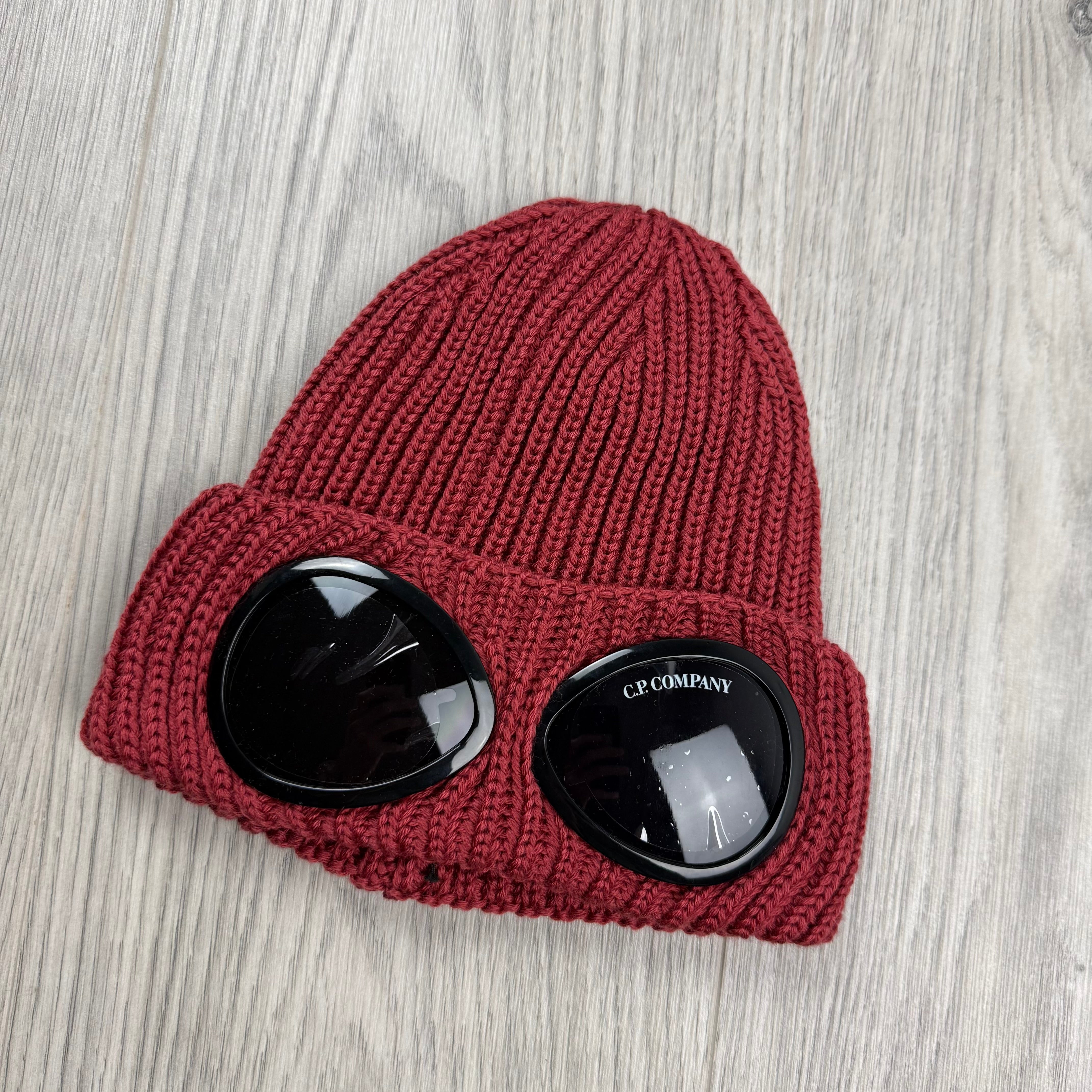 CP Company Junior Goggle Beanie - Red
